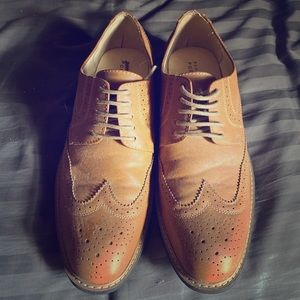 Dress shoes